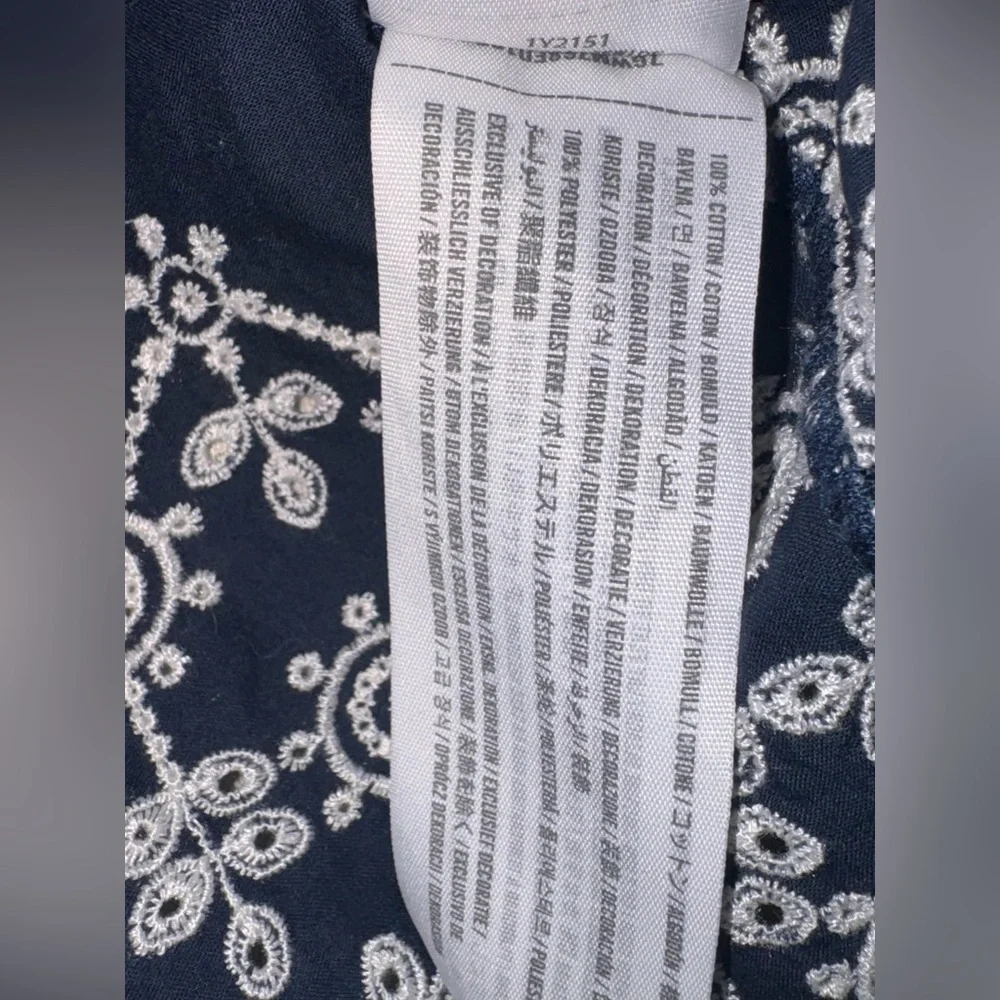 Abercrombie & Fitch Navy Blue Embroidered Top - Picture 4 of 5
